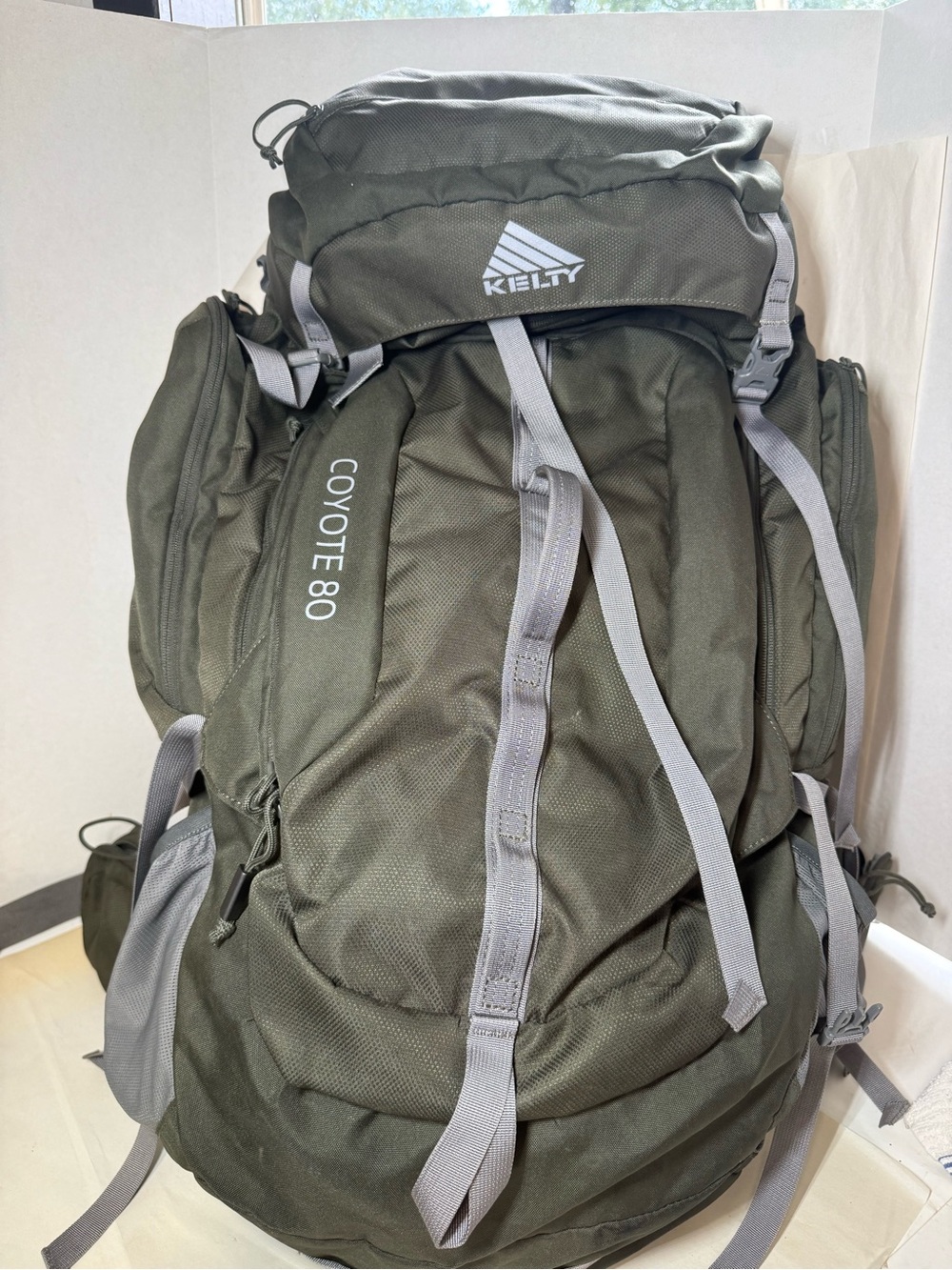 Kelty Coyote 80 L Backpack, Green Good Condition